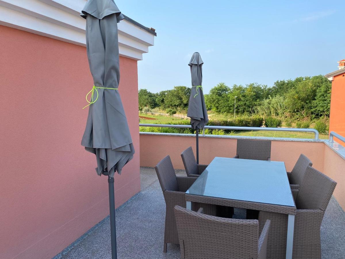 Casa Cino Apartment Umag Exterior foto
