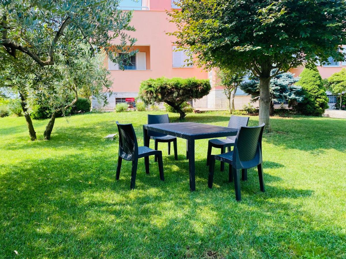 Casa Cino Apartment Umag Exterior foto